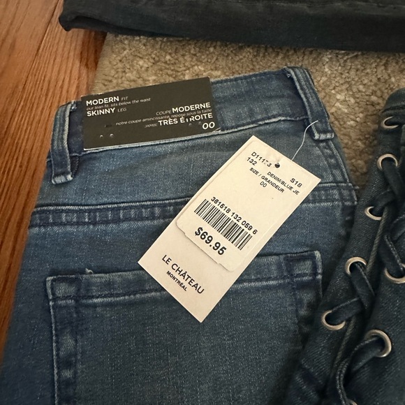 Lot 5 brand new jeans - bulk clothing for keeping or reselling - Picture 5 of 9